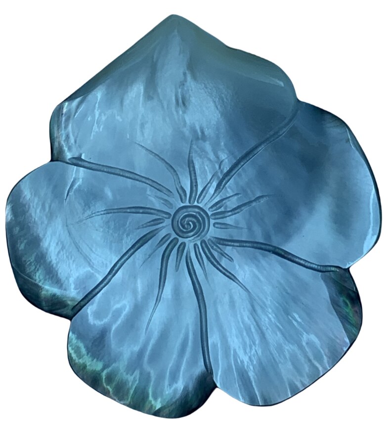 Untertasse mit Gravur aus Tahiti-Perlmutt - Blume